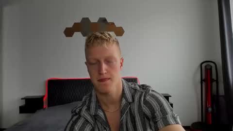 thejacob_d online show from November 14, 10:58 am