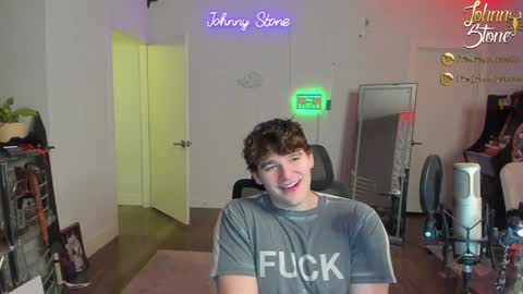 Johnny Stone online show from December 13, 1:26 am