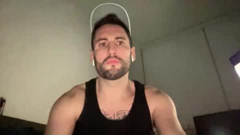 Snapshot of theking_cock chatting on March 21, 7:57 am TheKingCock online show from March 21, 7:57 am