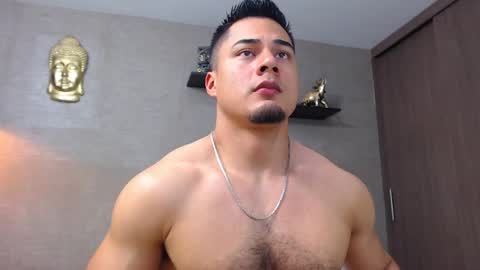 Snapshot of thekingerick chatting on February 3, 11:05 pm thekingerick online show from February 3, 11:05 pm
