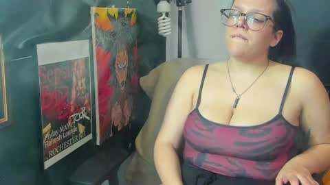 Snapshot of thekinkhouse chatting on March 11, 8:42 pm Goddess Nola online show from March 11, 8:42 pm