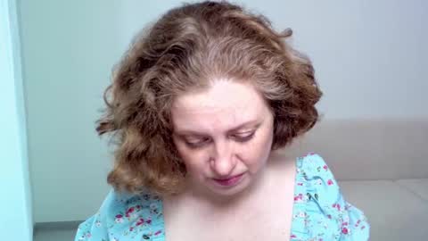 Ella online show from March 5, 7:38 am