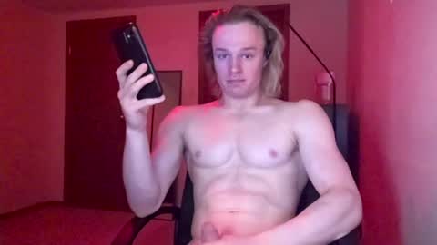 Snapshot of thelevimeyers chatting on March 11, 1:16 am thelevimeyers online show from March 11, 1:16 am