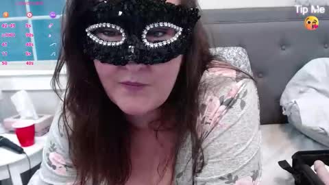 Lacey online show from March 14, 9:42 pm