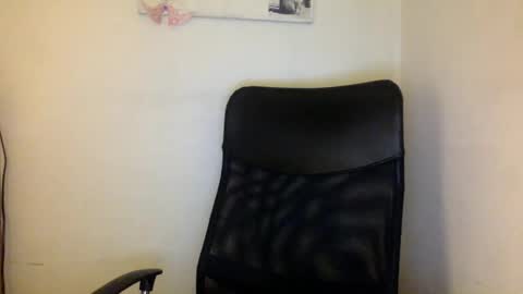 Lucy Lucy online show from December 31, 4:06 am