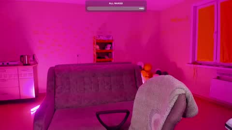 Snapshot of themikesever chatting on February 11, 6:33 pm Sever online show from February 11, 6:33 pm