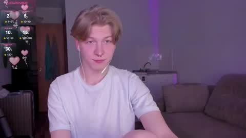 Snapshot of themikesever chatting on December 1, 12:10 pm Sever online show from December 1, 12:10 pm