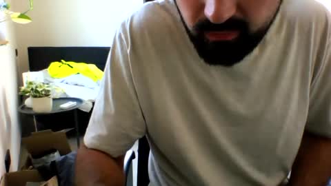 Snapshot of themikka1234 chatting on August 5, 10:07 am themikka1234 online show from August 5, 10:07 am