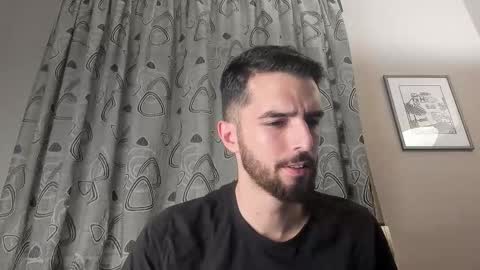 themmistokles online show from December 9, 8:12 pm