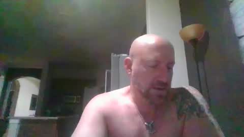 Snapshot of themohawkguy chatting on April 13, 12:38 am Subbie boy Drew online show from April 13, 12:38 am