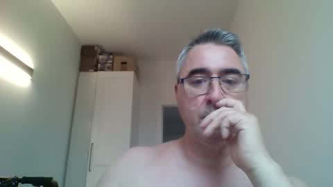 Themohican online show from April 27, 5:00 pm