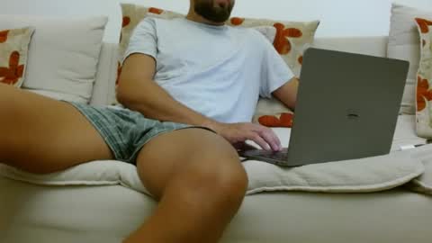 TheMonarchGoat online show from June 25, 2:11 am