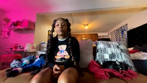 the moody witch online show from November 24, 10:59 am