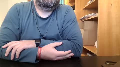 Snapshot of themoontiger chatting on December 3, 9:02 pm themoontiger online show from December 3, 9:02 pm