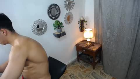 Snapshot of themuscularvenezuelanman chatting on September 21, 9:11 am themuscularvenezuelanman online show from September 21, 9:11 am