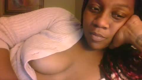 Snapshot of thenaturalgoddess chatting on November 1, 4:03 am TheNaturalGoddess online show from November 1, 4:03 am