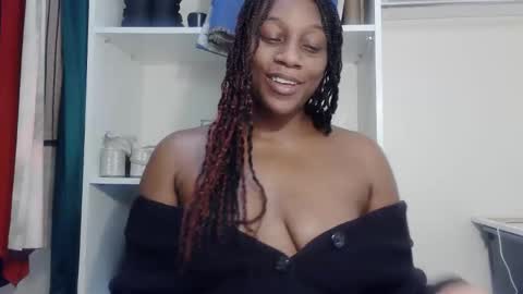 Snapshot of thenaturalgoddess chatting on December 4, 5:43 pm TheNaturalGoddess online show from December 4, 5:43 pm