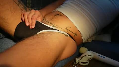 Snapshot of thenautibouy chatting on March 31, 1:40 am thenautibouy online show from March 31, 1:40 am