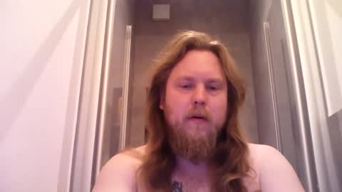 thenewdude1992 online show from February 14, 1:41 pm