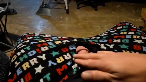 thenewone22901 online show from November 29, 4:21 pm