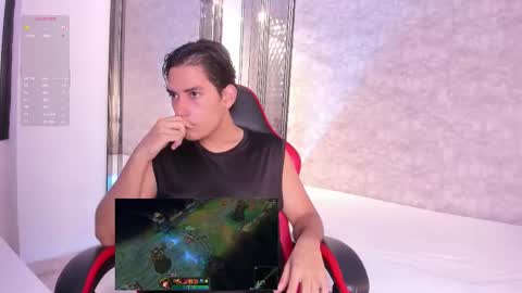 Theo online show from November 16, 12:33 pm