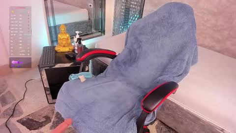 Theo online show from November 18, 12:31 pm