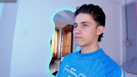  THEO- MATEO  online show from January 4, 5:47 pm