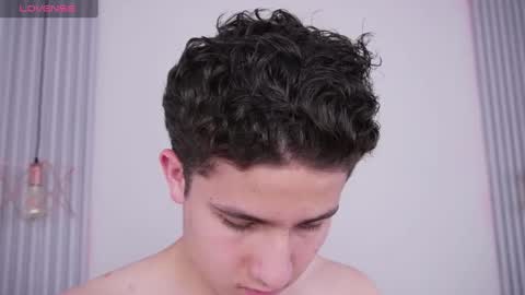  THEO- MATEO  online show from January 19, 7:47 pm