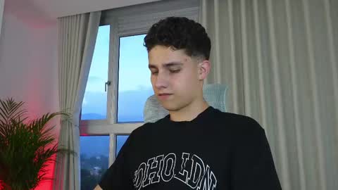  THEO- MATEO  online show from February 23, 11:04 pm