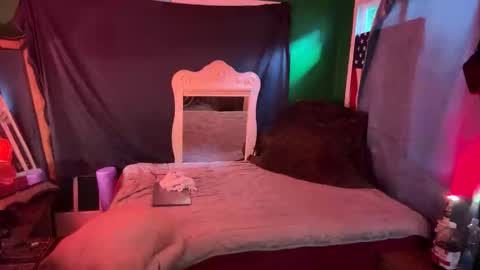 theonlyboi43ver online show from December 1, 9:31 pm