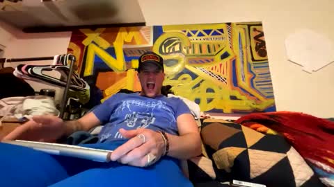 Snapshot of theoutfitter chatting on February 5, 2:08 am MISTERPOWERS online show from February 5, 2:08 am