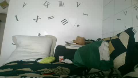 Snapshot of theoutfitter chatting on September 28, 11:21 pm MISTERPOWERS online show from September 28, 11:21 pm