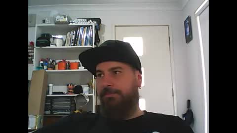 aussiebeard online show from February 27, 1:27 am