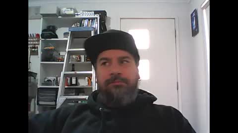 aussiebeard online show from September 17, 1:40 am