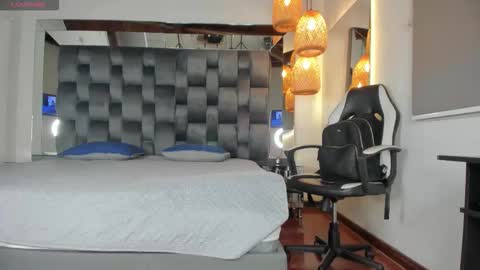 Pamela  online show from February 12, 11:05 am