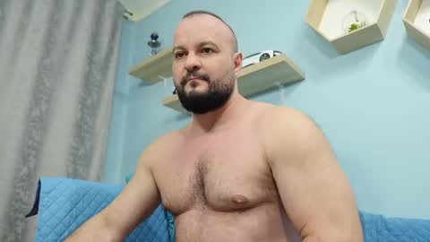 Snapshot of thephenomone chatting on February 19, 2:23 pm Chris online show from February 19, 2:23 pm