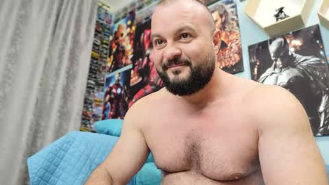 Snapshot of thephenomone chatting on October 7, 2:47 pm Chris online show from October 7, 2:47 pm