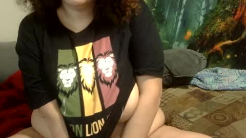 Snapshot of theplayfulbbw chatting on June 16, 9:50 pm Amelia online show from June 16, 9:50 pm