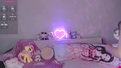    online show from February 17, 8:15 pm