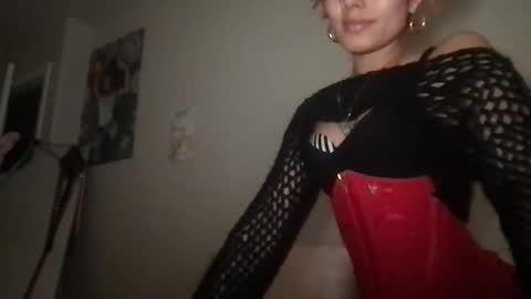 therain222 online show from February 10, 2:04 am