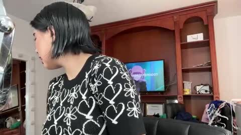 Snapshot of therealcamilabaddie chatting on December 16, 6:05 pm therealcamilabaddie online show from December 16, 6:05 pm