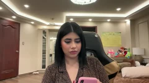 Snapshot of therealcamilabaddie chatting on September 15, 6:02 am therealcamilabaddie online show from September 15, 6:02 am