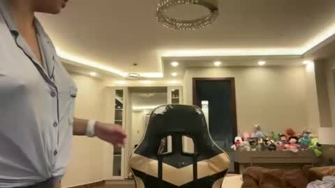 therealcamilabaddie online show from March 12, 5:41 pm