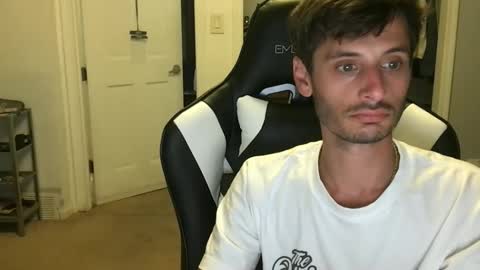 Snapshot of therealdylansdick chatting on October 6, 11:46 pm therealdylansdick online show from October 6, 11:46 pm