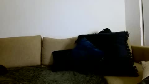 Yoshi online show from January 2, 2:11 am