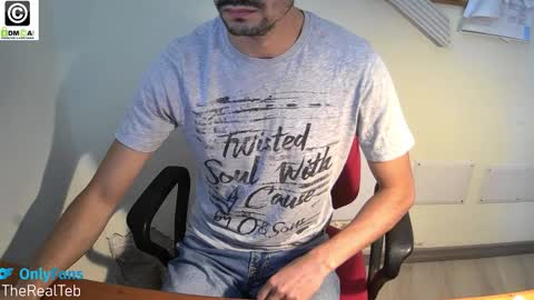 Snapshot of therealteb chatting on September 30, 7:46 am TheRealTeb online show from September 30, 7:46 am