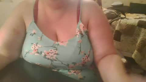 Snapshot of theresmoretolife chatting on June 13, 6:11 am theresmoretolife online show from June 13, 6:11 am