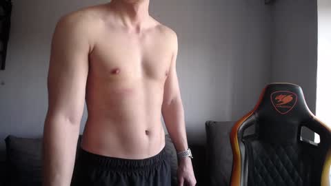 Nick   online show from February 8, 11:33 am