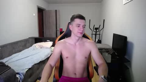 Nick   online show from September 18, 4:58 am