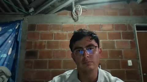 Theron Devereaux online show from May 18, 10:04 pm